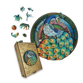 Drvene puzzle u drvenoj kutiji Paun